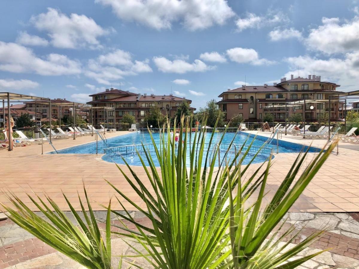 Charming Studio In Sorrento Sole Mare Sveti Vlas Exterior foto